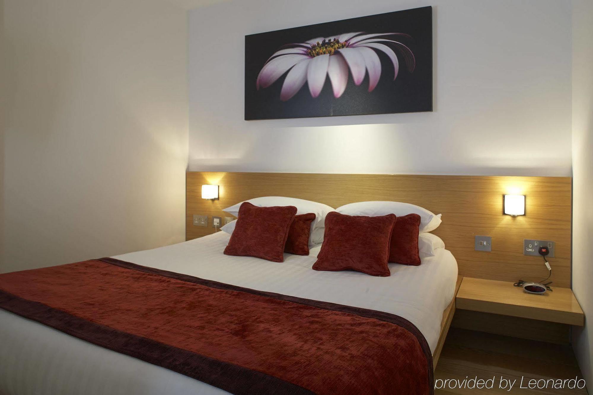 Tower Bridge London Apartments ภายนอก รูปภาพ