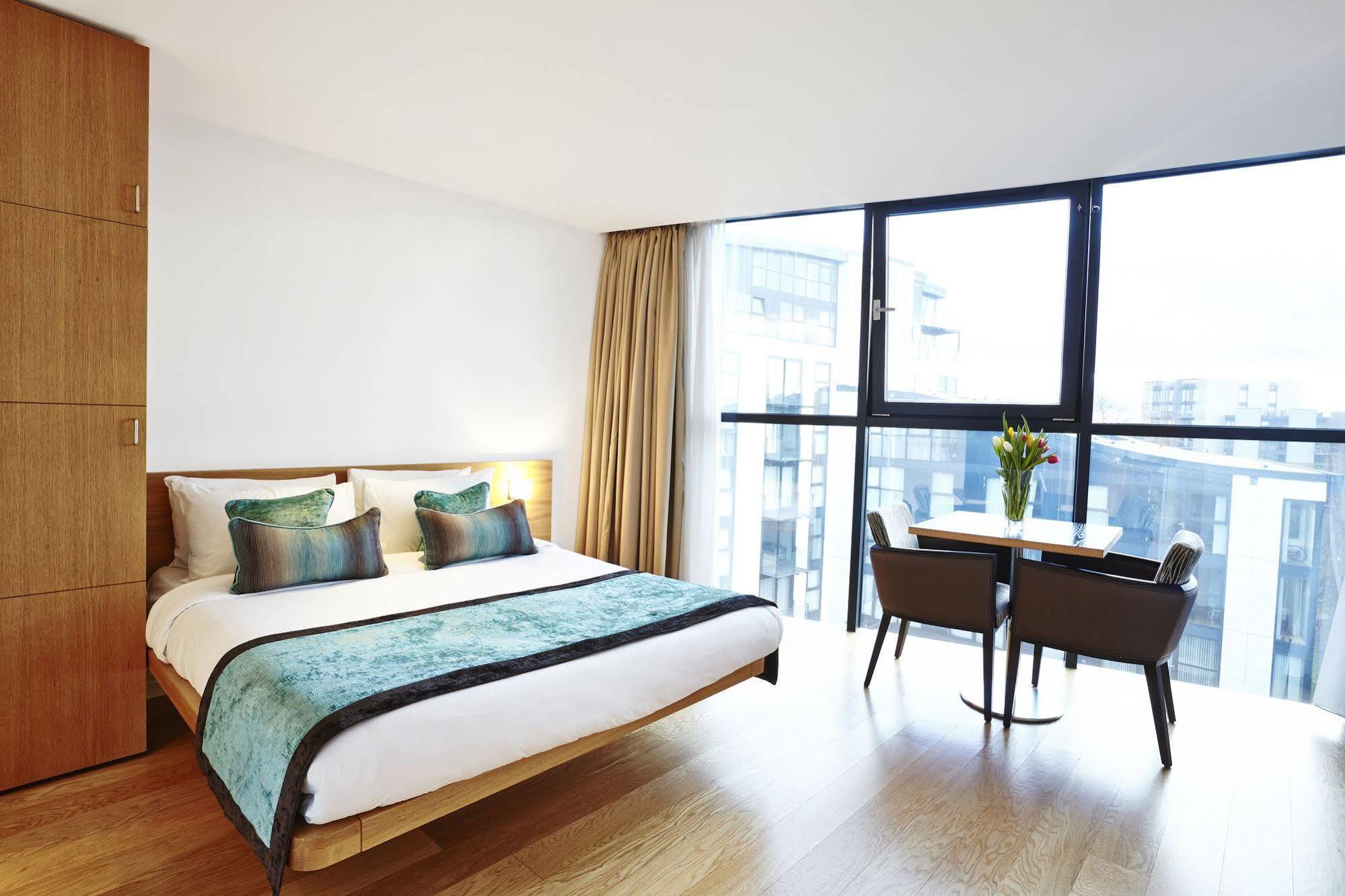 Tower Bridge London Apartments ภายนอก รูปภาพ