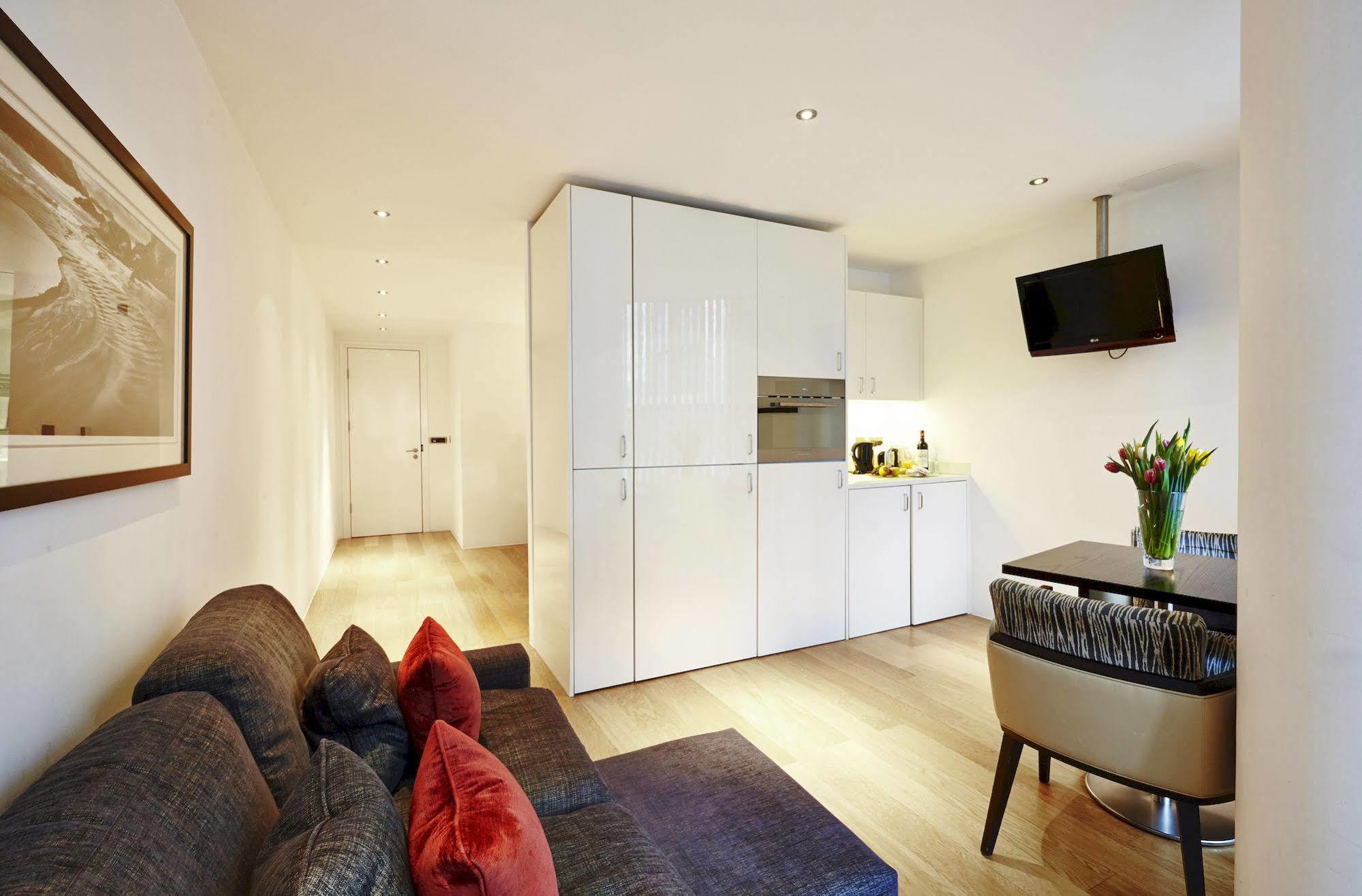 Tower Bridge London Apartments ภายนอก รูปภาพ